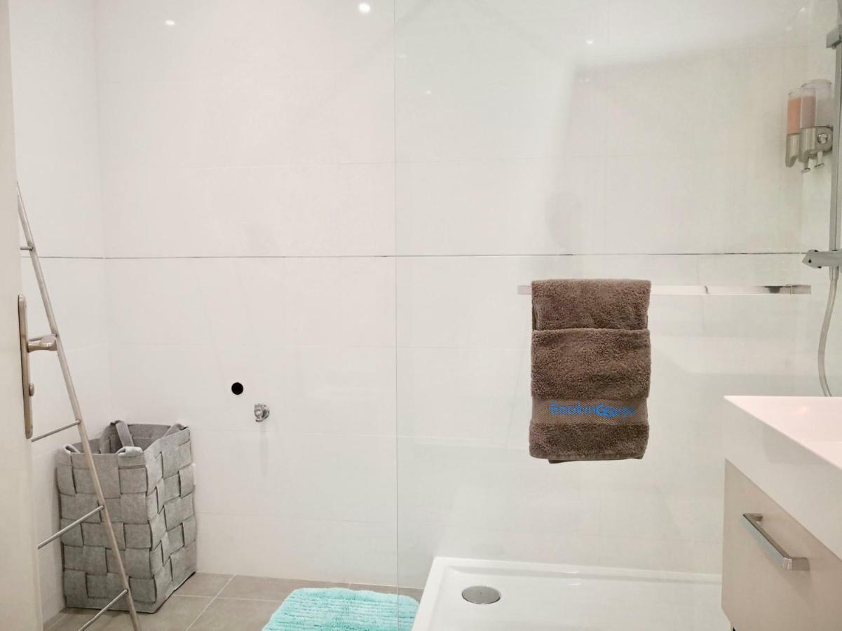 Appartement Guiglia Nice Bagian luar foto